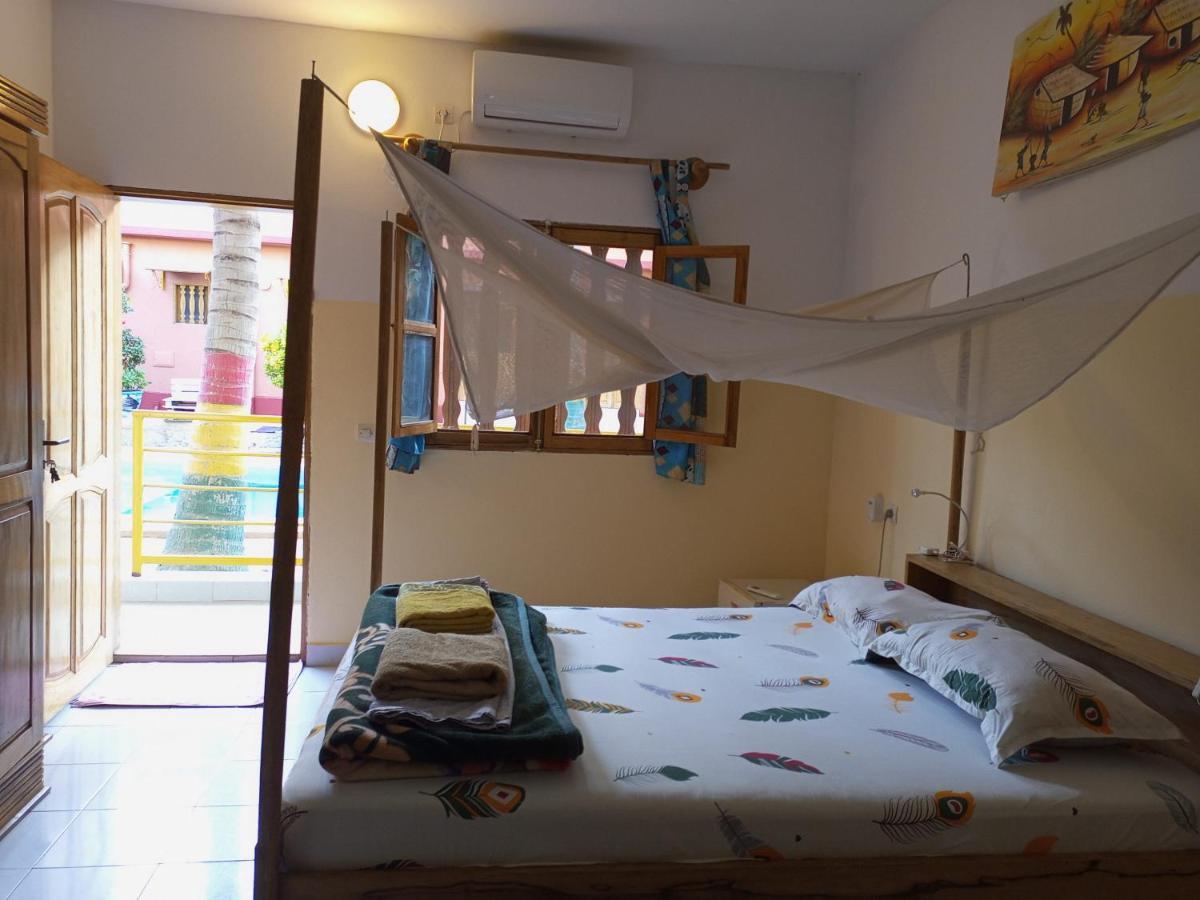 Guesthouse Dalal Ak Jamm 엠보우 외부 사진