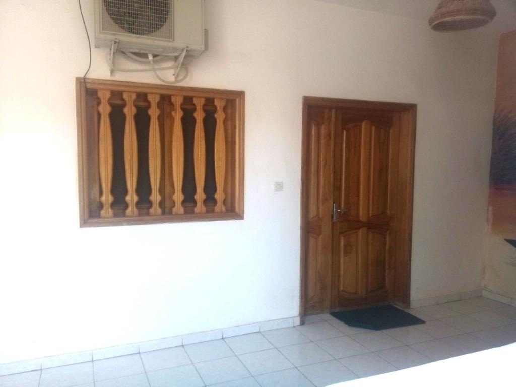 Guesthouse Dalal Ak Jamm 엠보우 외부 사진