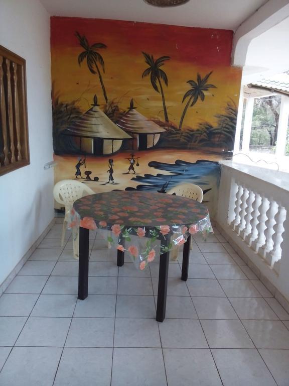 Guesthouse Dalal Ak Jamm 엠보우 외부 사진